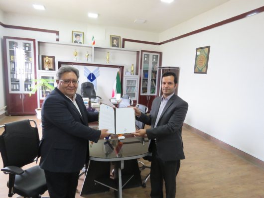 امضا تفاهم نامه همکاری بین شرکت تروند زعفران قاین و دانشگاه آزاد اسلامی واحد قاین